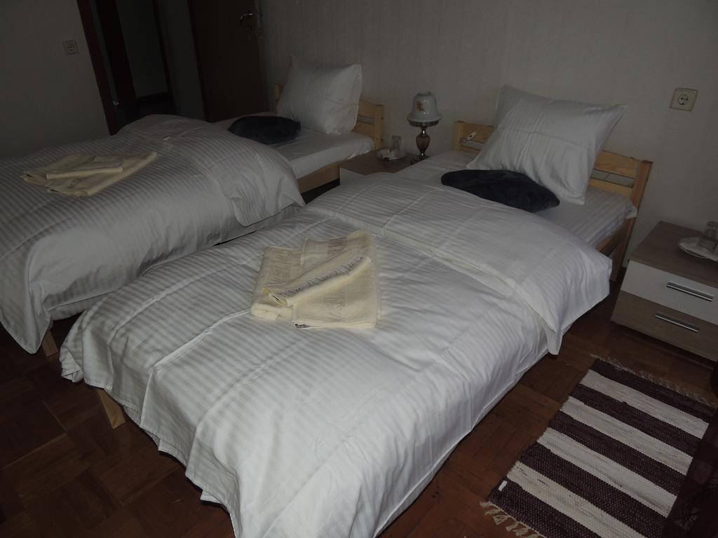 Kivilinna Homestay Lohkva Cameră foto